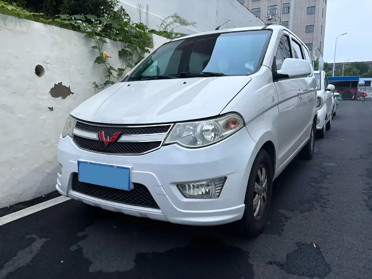 2016 WuLing HongGuang 1.5L 112HP L4 5MT
