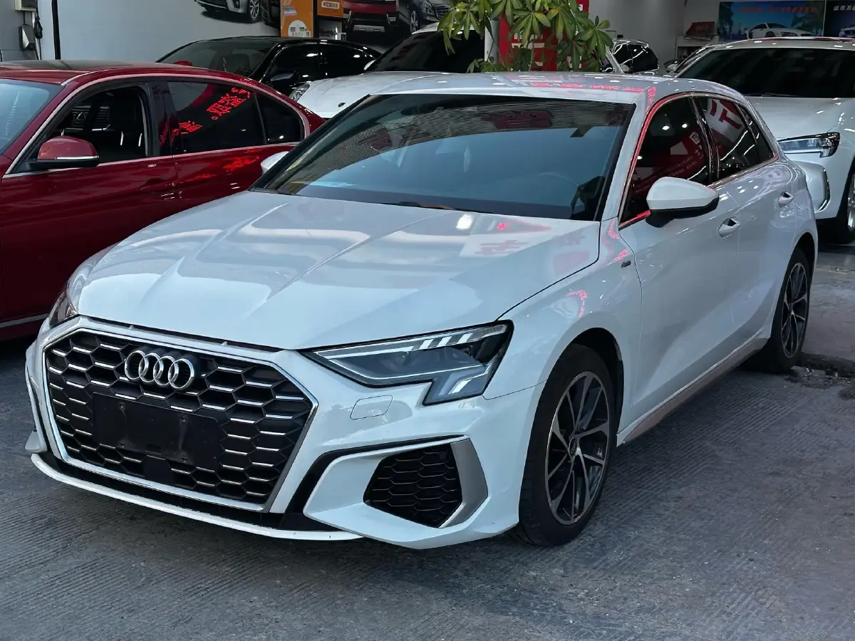 2022 Audi A3 1.4T 150HP L4 7DCT