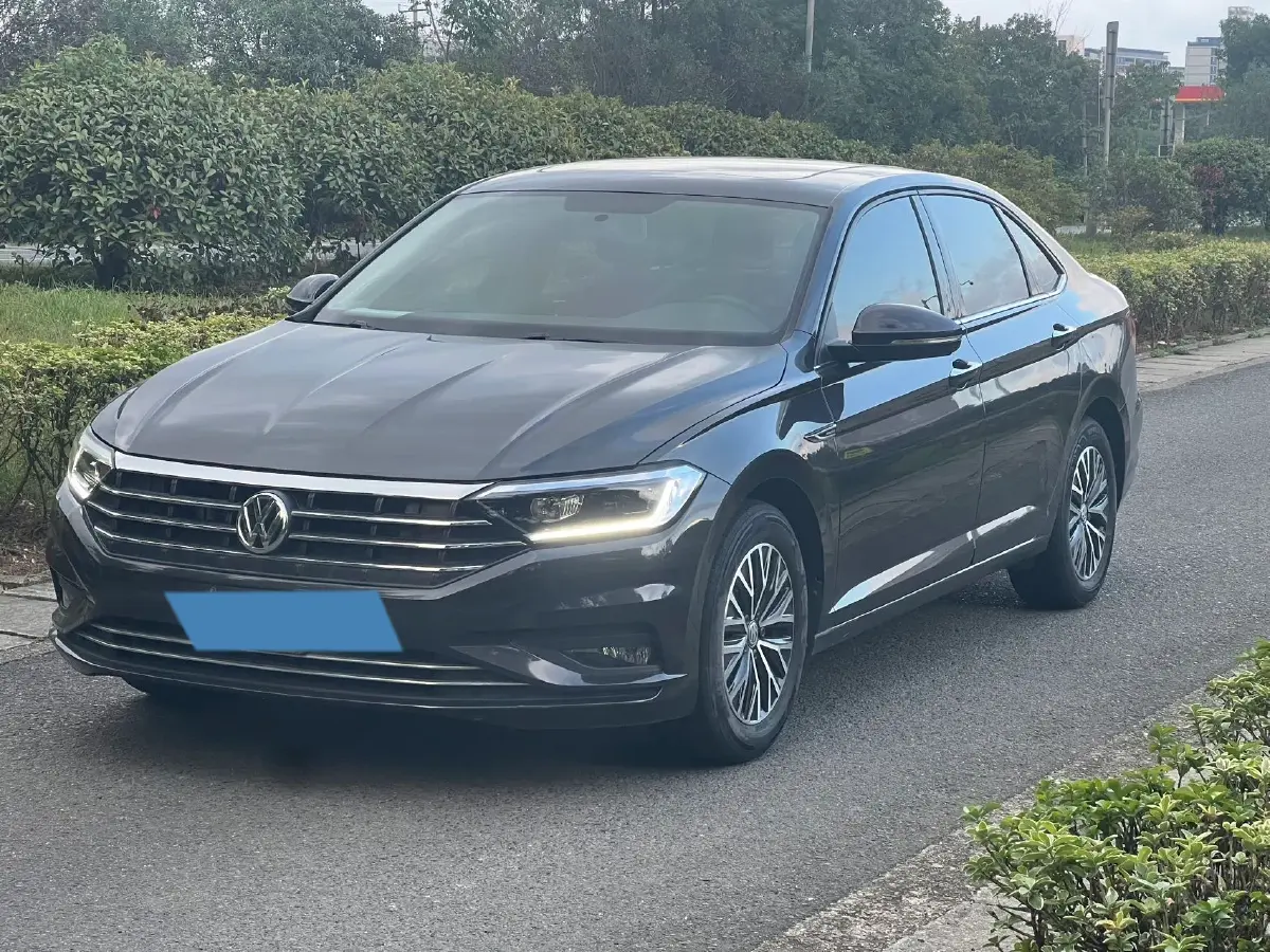 2020 Volkswagen Sagitar 1.4T 150HP L4 7DCT