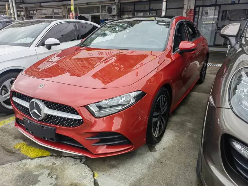 2020 Mercedes-Benz A Class 1.3T 136HP L4 7DCT