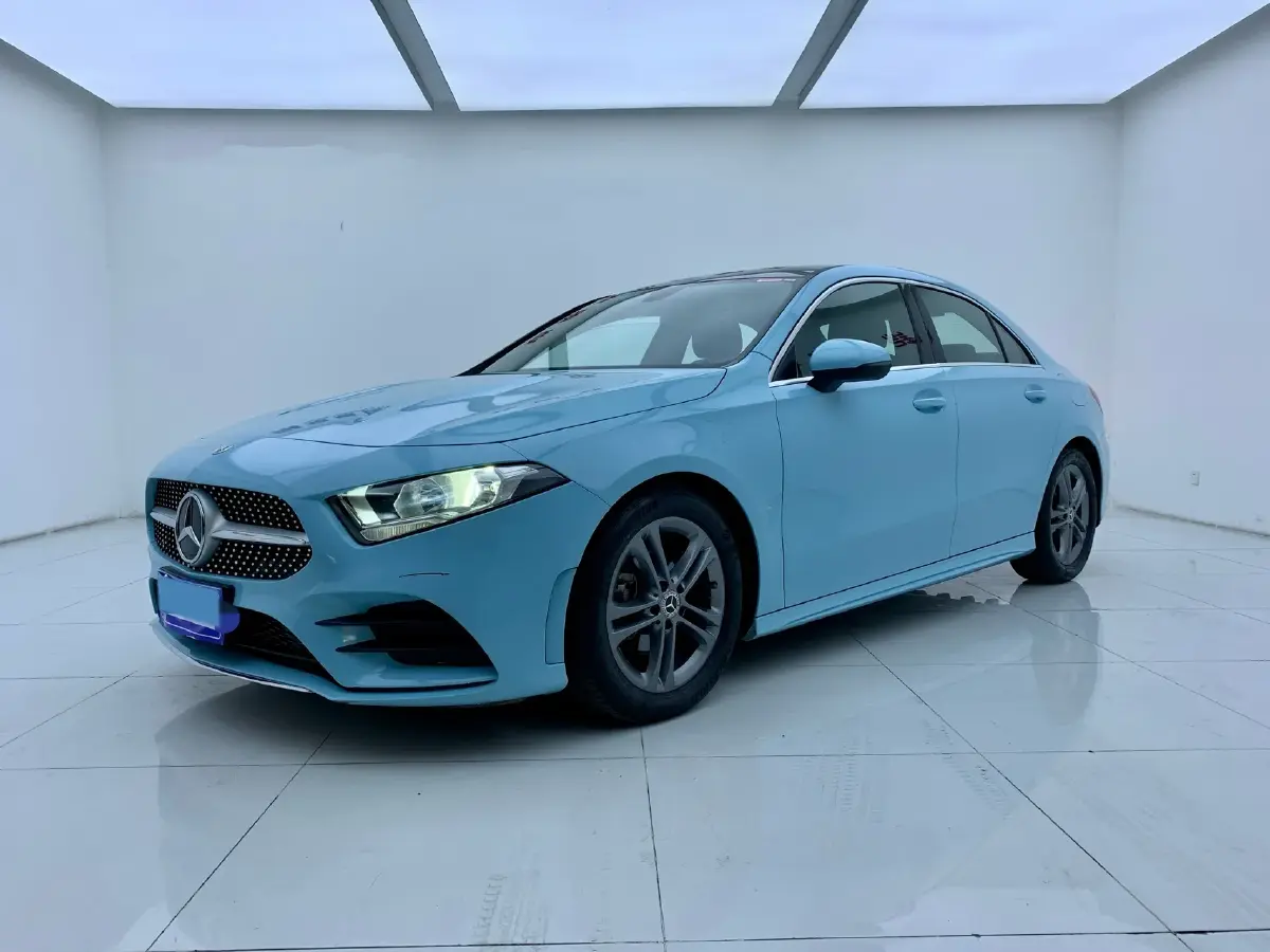 2022 Mercedes-Benz A Class 1.3T 136HP L4 7DCT