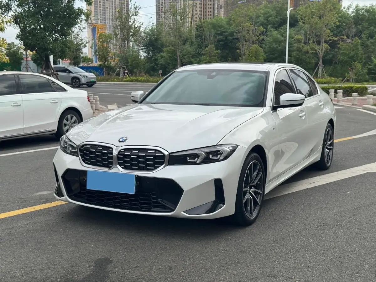 2023 BMW 3 Series 2.0T 184HP L4 8AT