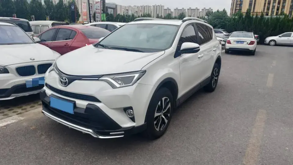 2019 Toyota RAV4 2.0L 151HP L4 CVT