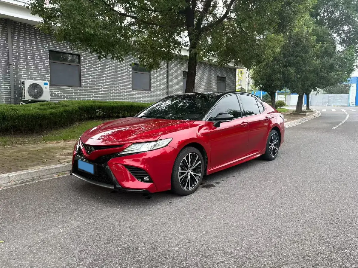 2019 Toyota Camry 2.0L 178HP L4 CVT