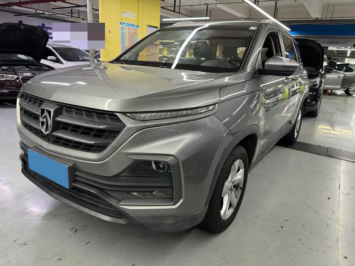 2016 BaoJun 730 1.5L 112HP L4 5MT