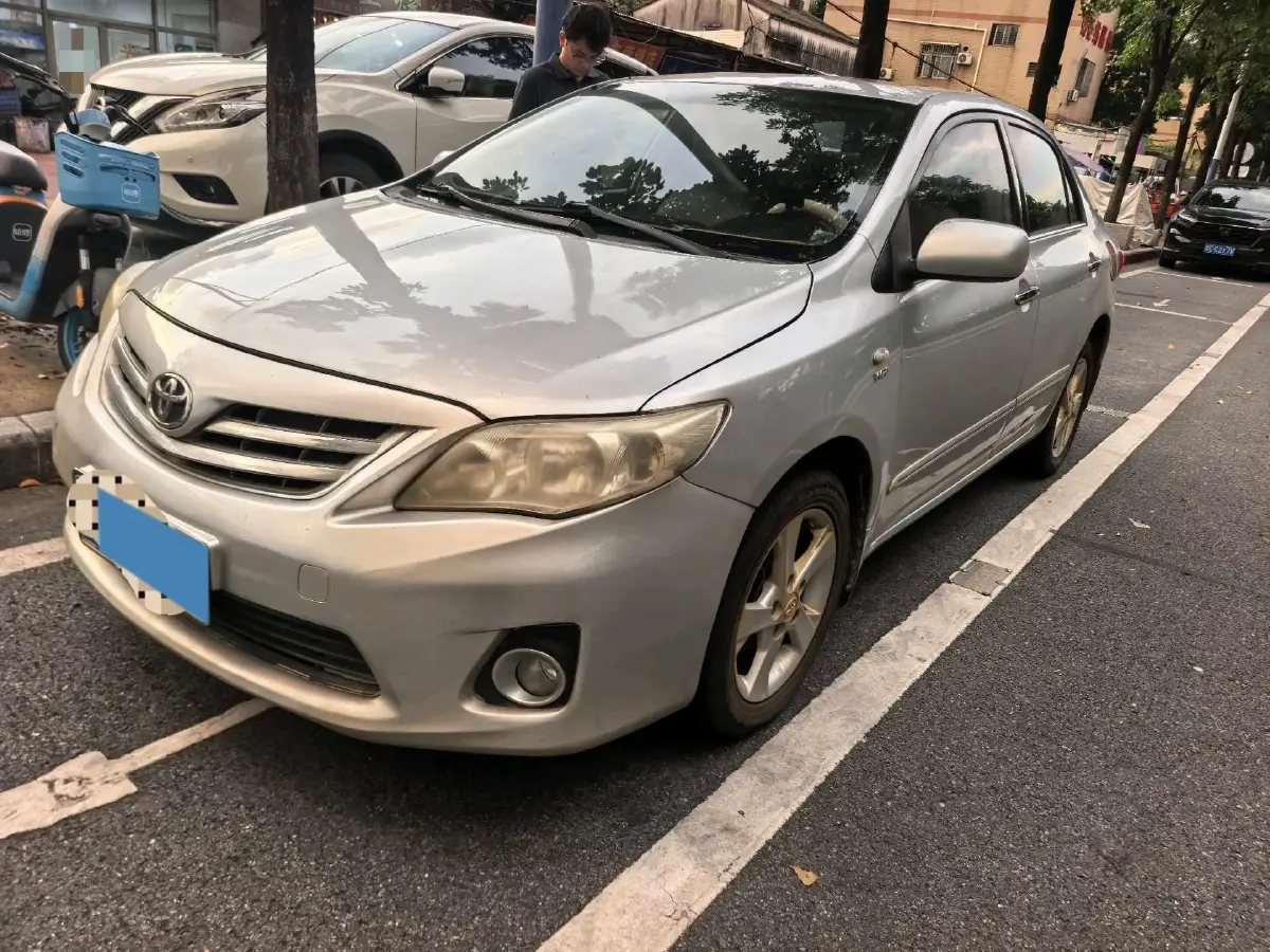 2011 Toyota Corolla 1.8L 140HP L4 CVT