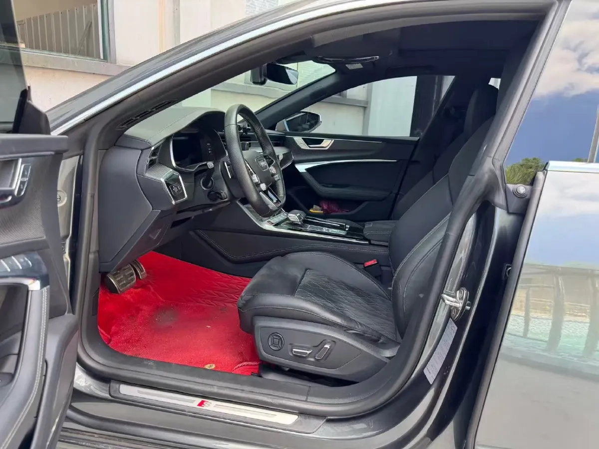 2020 Audi S7 2.9T 450HP V6 8AT,autocango,china used car exporter,china ev exporter,chinese used car exporter,chinese used ev exporter