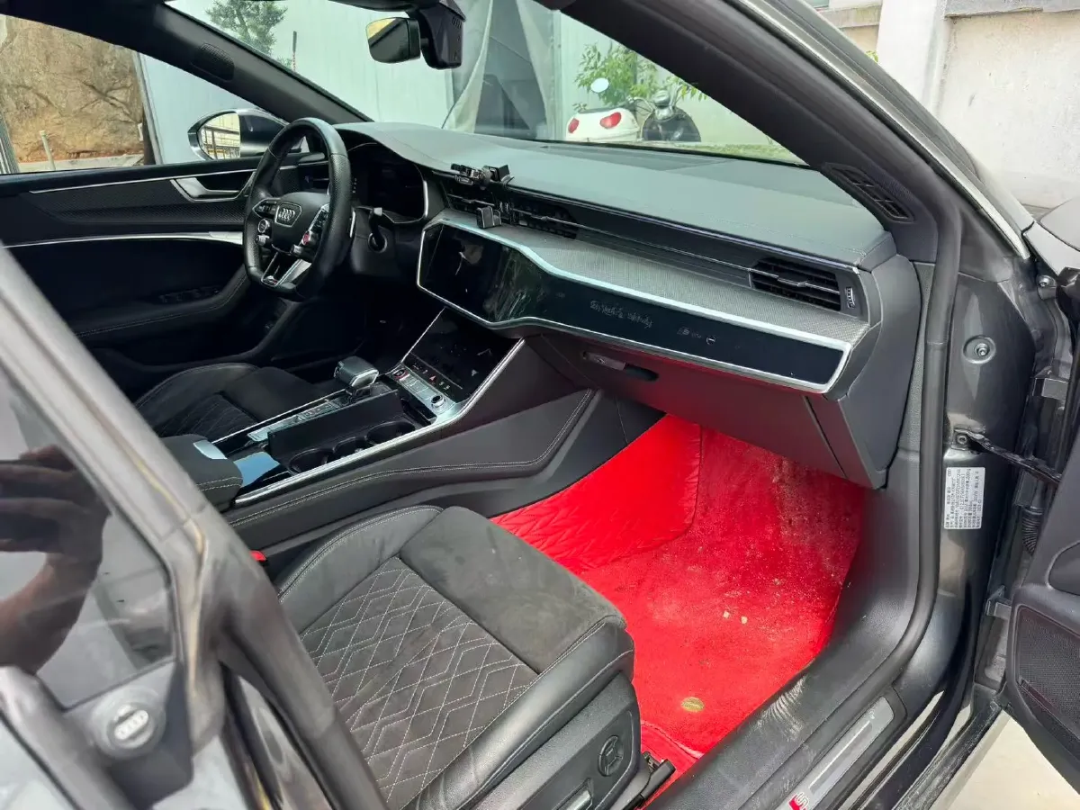 2020 Audi S7 2.9T 450HP V6 8AT,autocango,china used car exporter,china ev exporter,chinese used car exporter,chinese used ev exporter