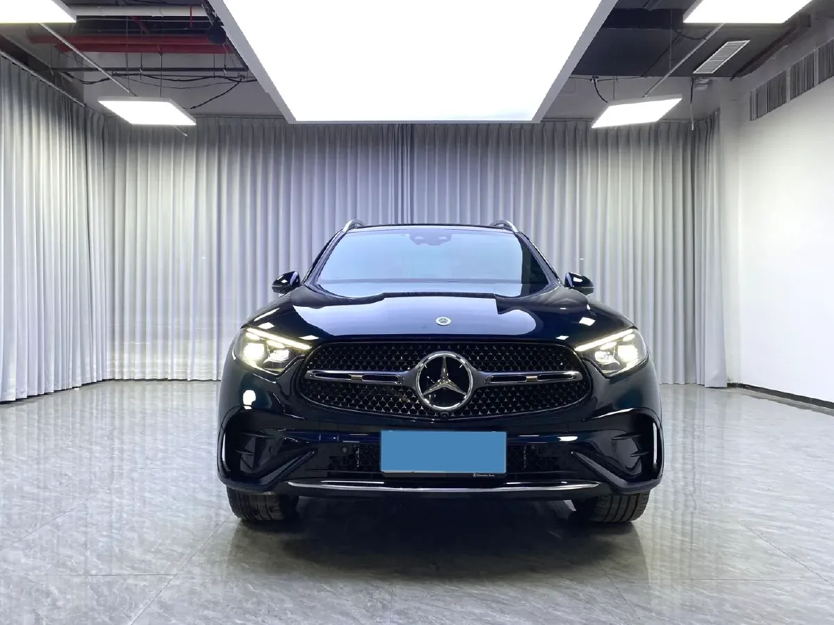 2023 Mercedes-Benz GLC Class 2.0T 258HP L4 9AT,autocango,china used car exporter,china ev exporter,chinese used car exporter,chinese used ev exporter