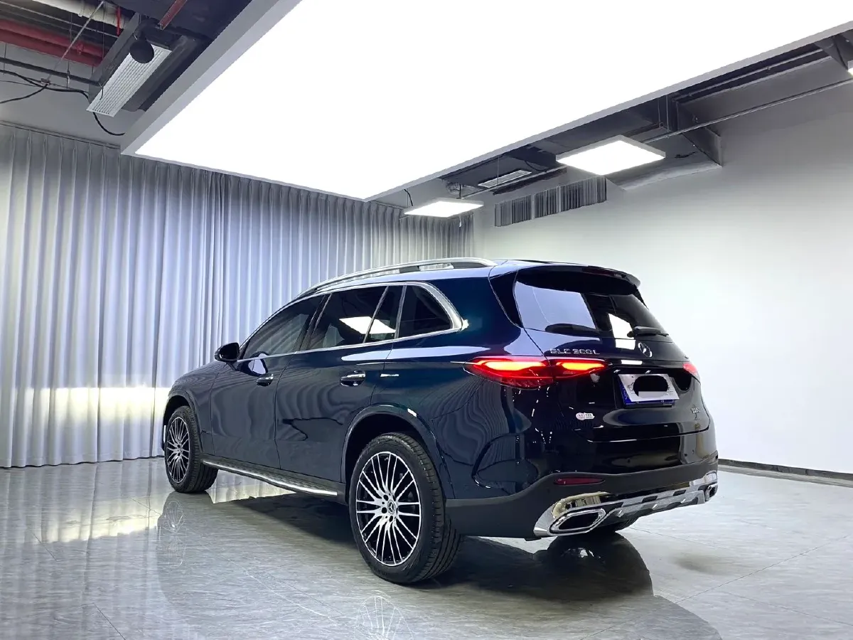 2023 Mercedes-Benz GLC Class 2.0T 258HP L4 9AT,autocango,china used car exporter,china ev exporter,chinese used car exporter,chinese used ev exporter