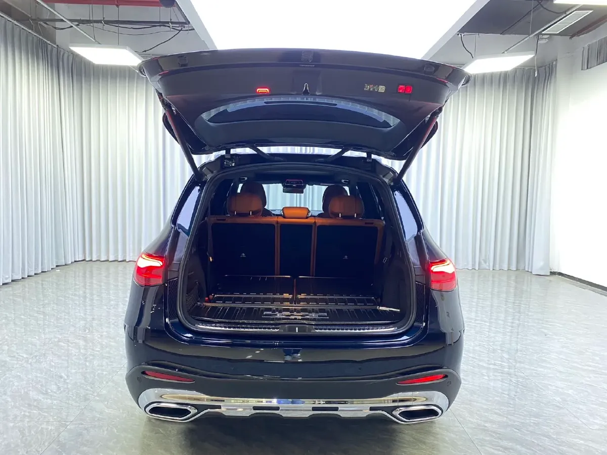 2023 Mercedes-Benz GLC Class 2.0T 258HP L4 9AT,autocango,china used car exporter,china ev exporter,chinese used car exporter,chinese used ev exporter