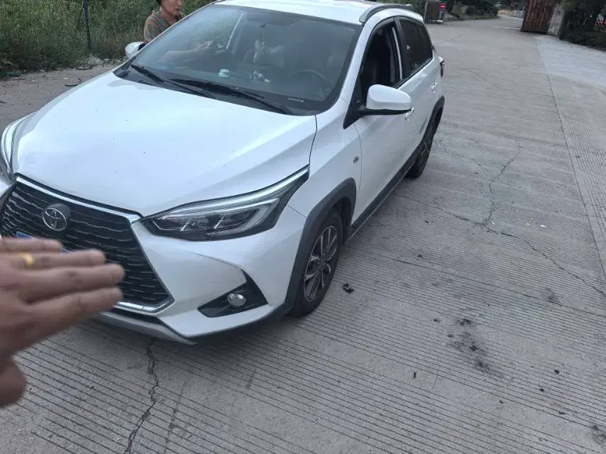 2022 Toyota Yaris L 1.5L 112HP L4 CVT