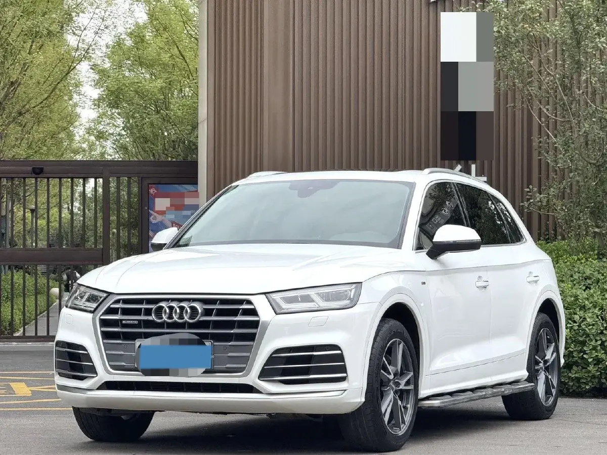 2020 Audi Q5L 2.0T 190HP L4 7DCT