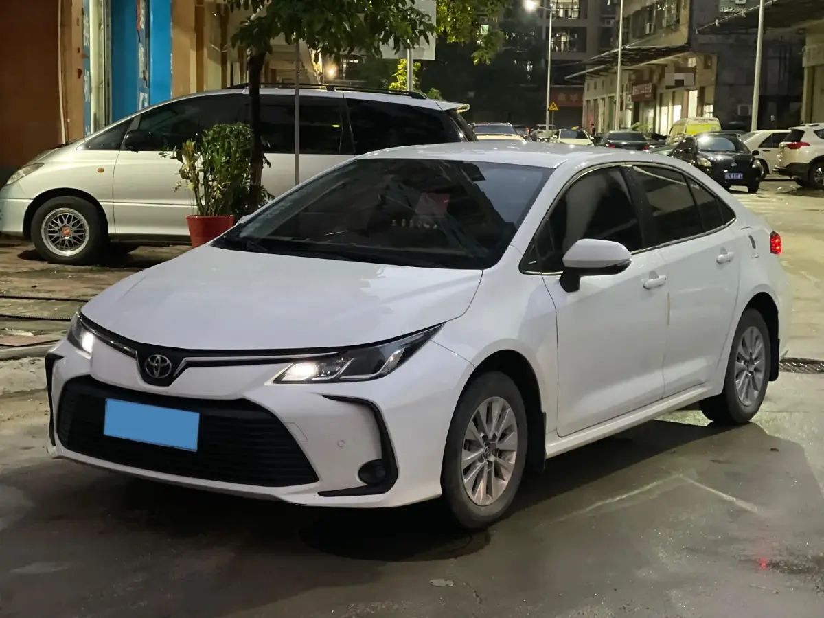 2022 Toyota Corolla 1.2T 116HP L4 CVT