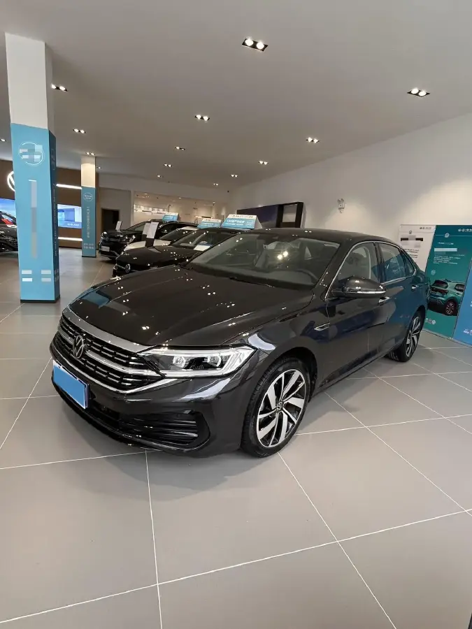 2023 Volkswagen Sagitar 1.4T 150HP L4 7DCT