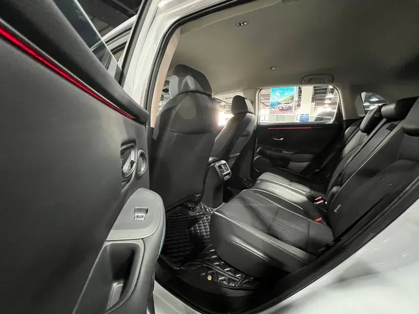 2023 Honda HR-V 2.0L 143HP L4 E-CVT Hybrid,autocango,china used car exporter,china ev exporter,chinese used car exporter,chinese used ev exporter