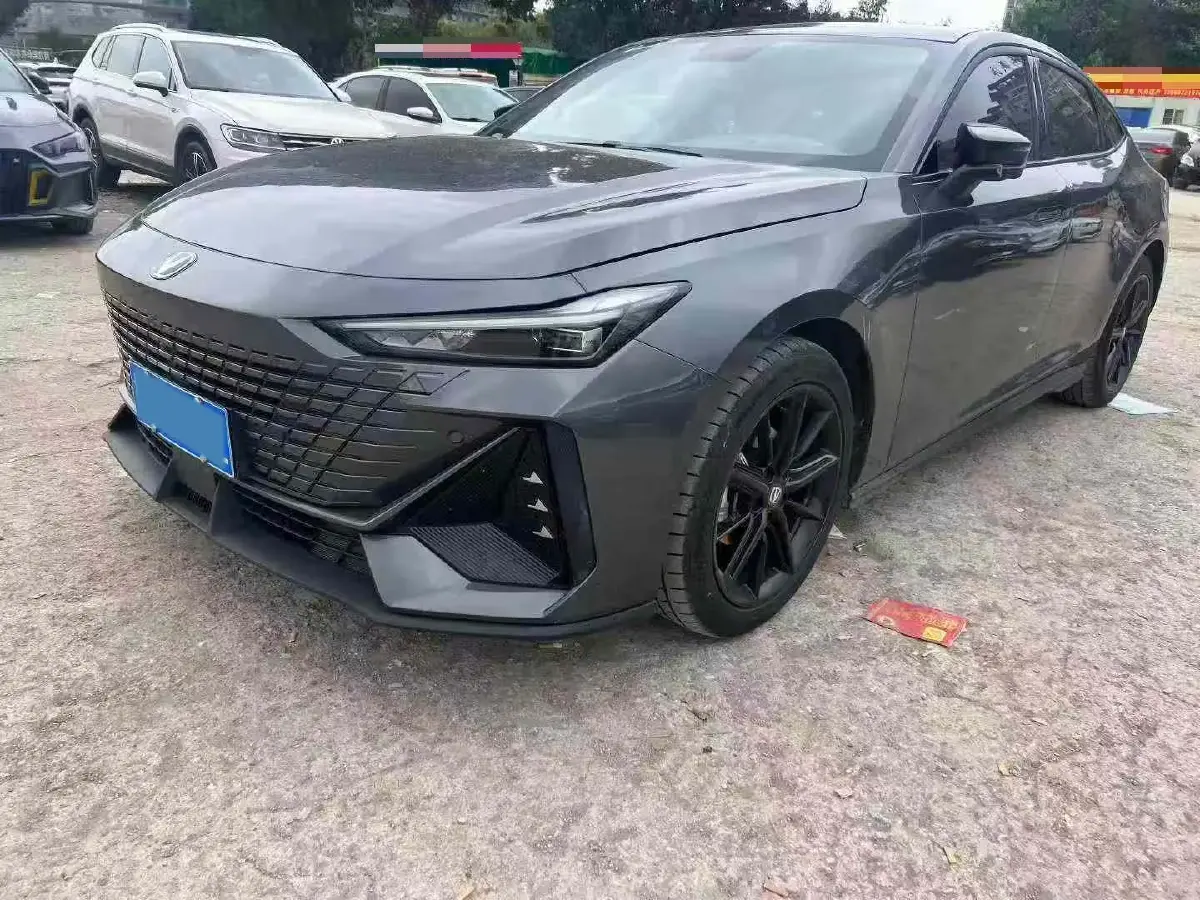 2022 ChangAn UNI-V 1.5T 188HP L4 7DCT