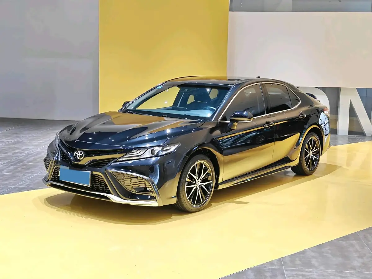 2021 Toyota Camry 2.5L 209HP L4 8AT