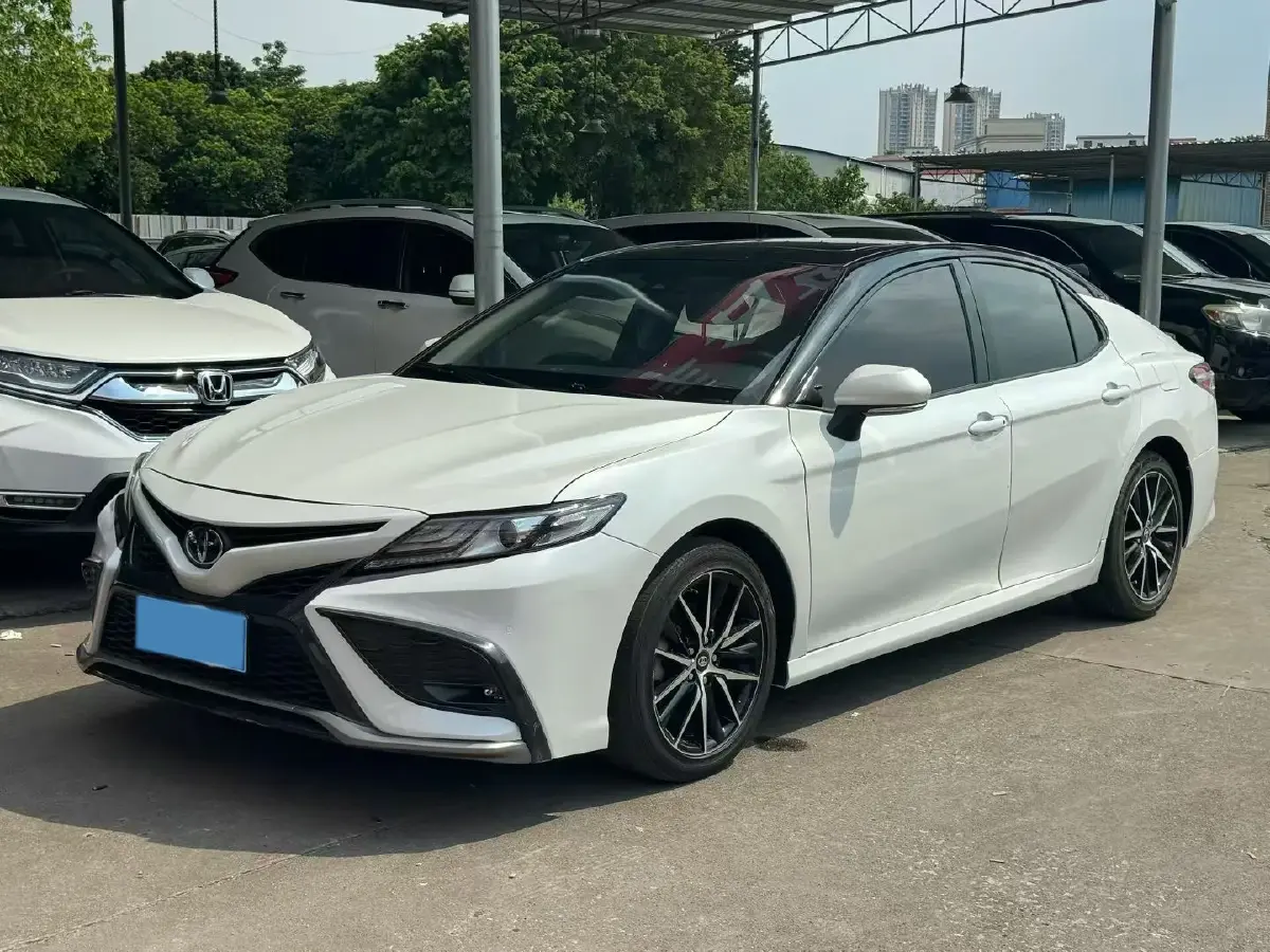 2022 Toyota Camry 2.0L 178HP L4 CVT