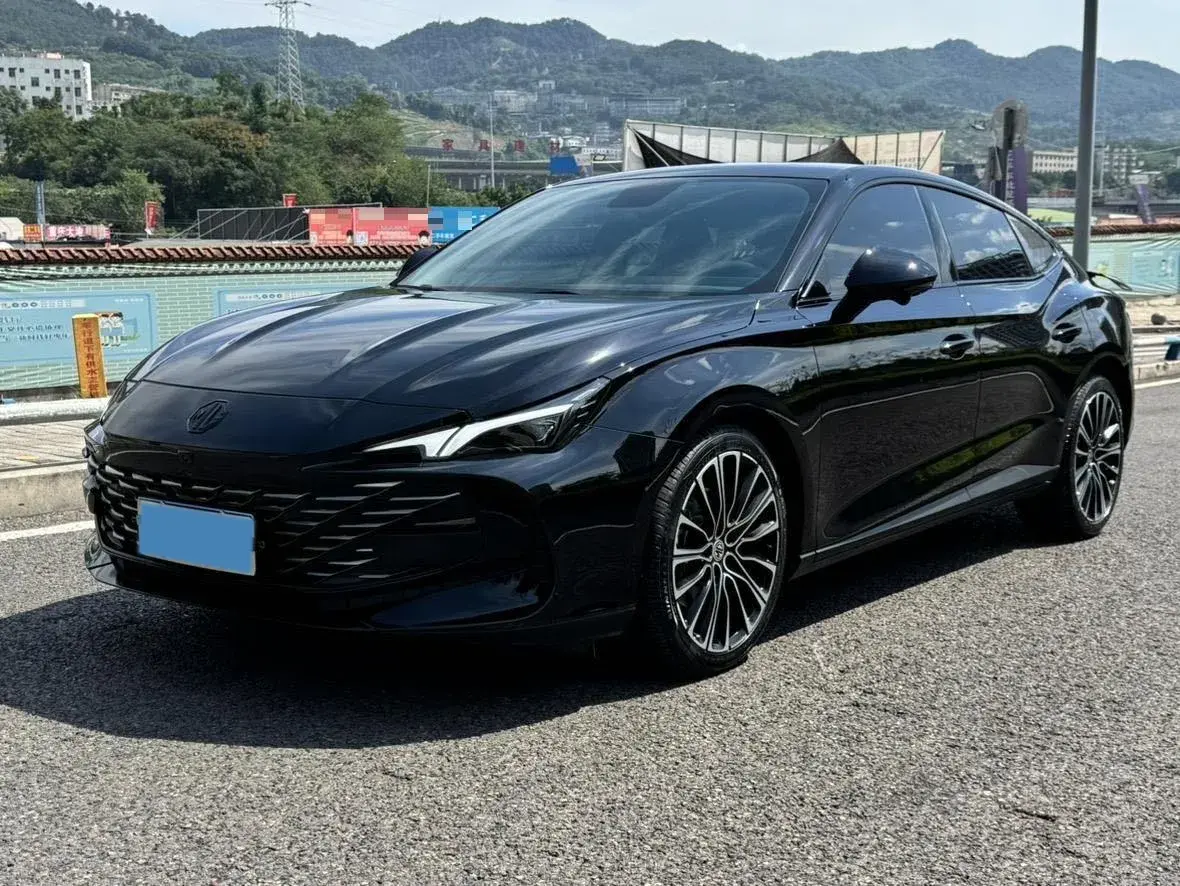 2023 MG 7 2.0T 261HP L4 9AT