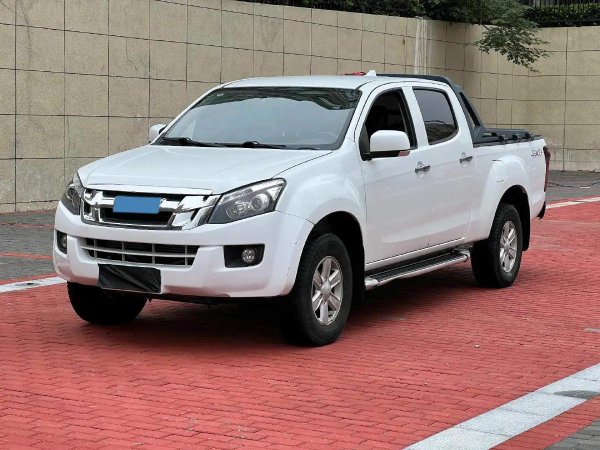 2020 Isuzu LingTuo 2.5T 150HP L4 6MT