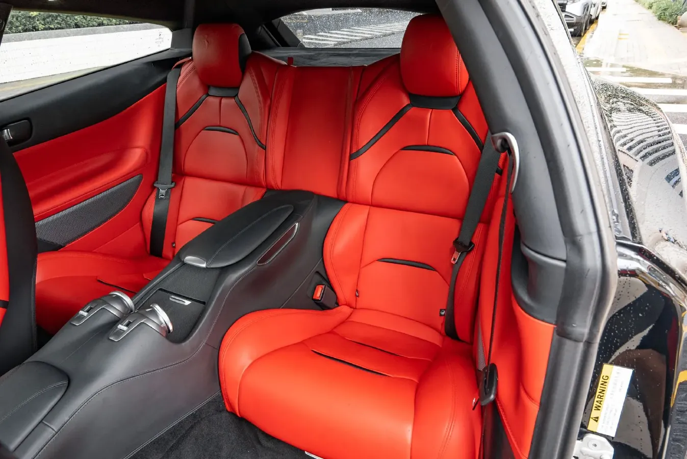 2017 Ferrari GTC4 Lusso 3.9T 609HP V8 7DCT,autocango,china used car exporter,china ev exporter,chinese used car exporter,chinese used ev exporter