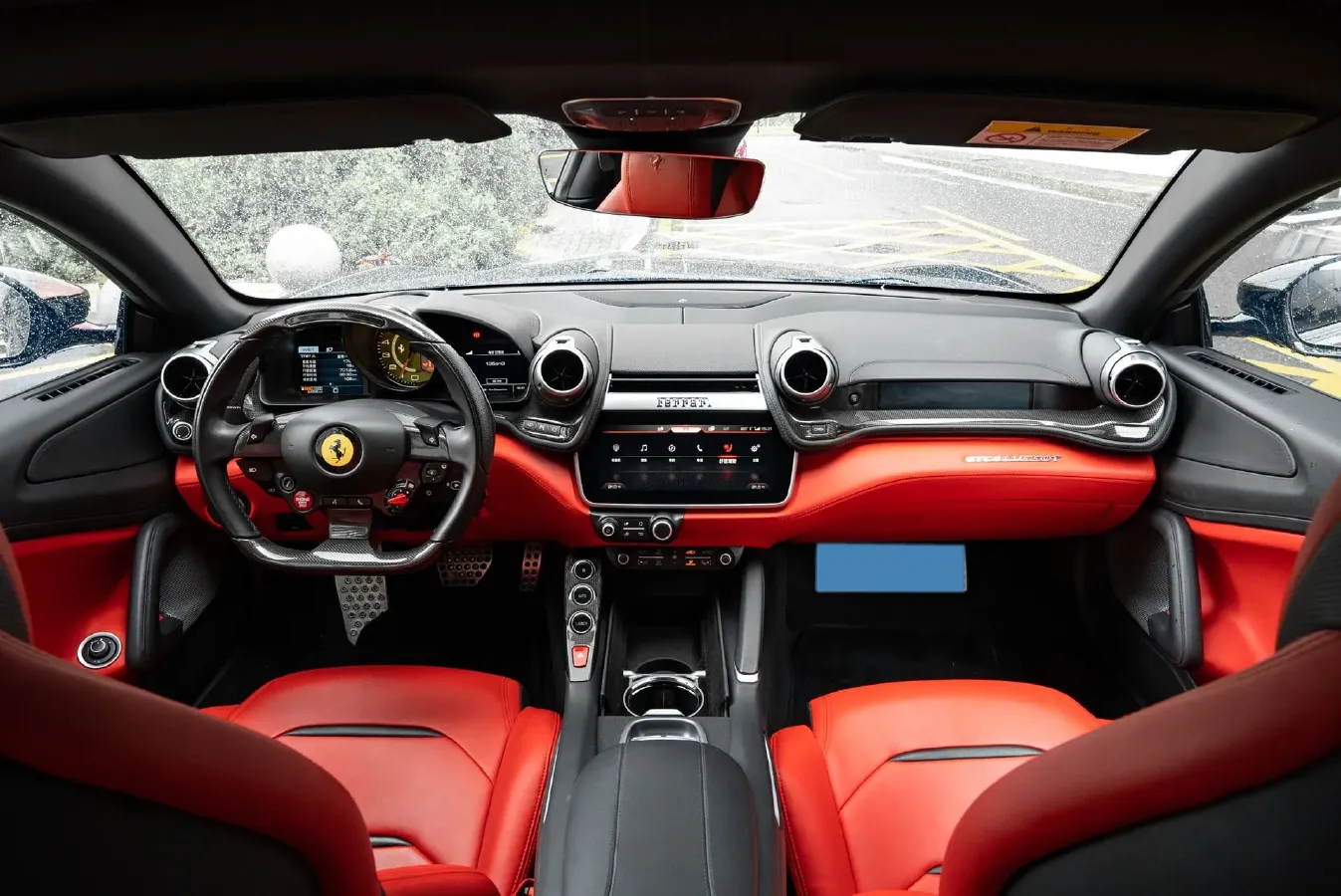 2017 Ferrari GTC4 Lusso 3.9T 609HP V8 7DCT,autocango,china used car exporter,china ev exporter,chinese used car exporter,chinese used ev exporter