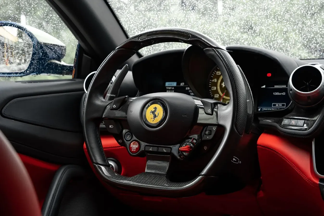 2017 Ferrari GTC4 Lusso 3.9T 609HP V8 7DCT,autocango,china used car exporter,china ev exporter,chinese used car exporter,chinese used ev exporter