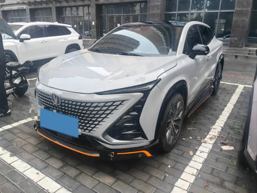 2022 ChangAn UNI-T 1.5T 188HP L4 7DCT