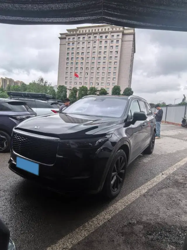 2021 Li ONE Range Extended 131HP REEV 40.5KWH