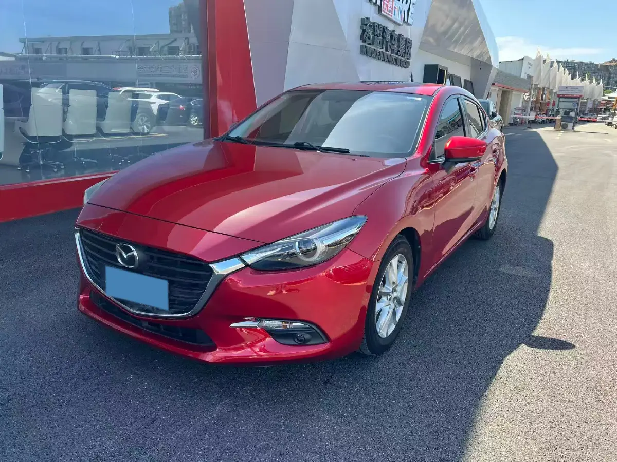2017 Mazda 3 Axela 1.5L 117HP L4 6AT