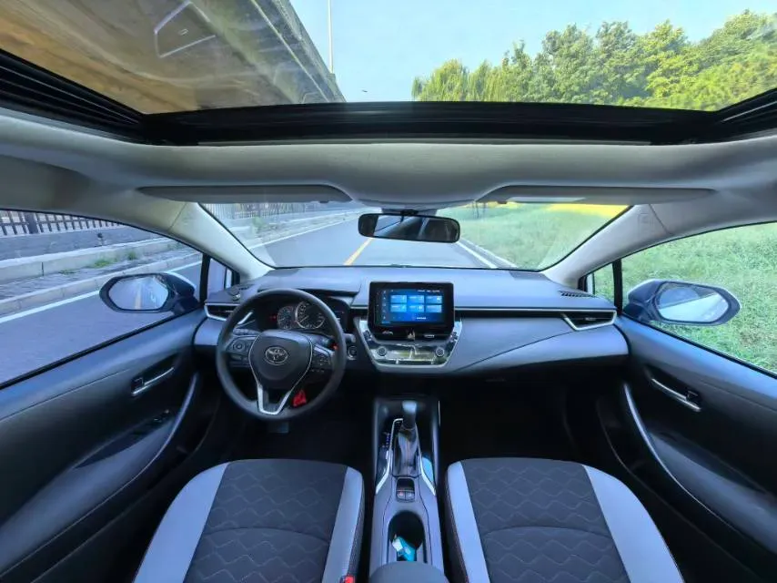2022 Toyota Corolla 1.2T 116HP L4 CVT,autocango,china used car exporter,china ev exporter,chinese used car exporter,chinese used ev exporter
