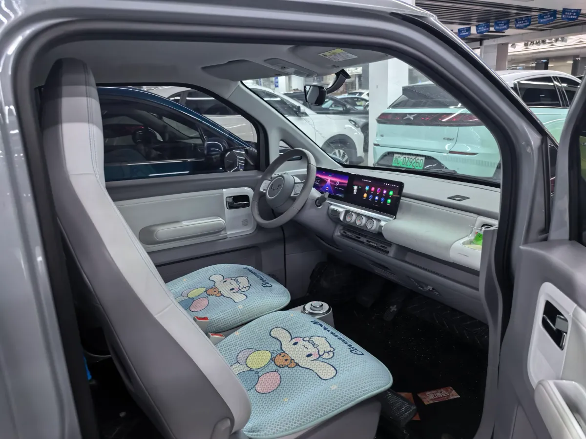 2023 WuLing Air ev BEV 28.4KWH,autocango,china used car exporter,china ev exporter,chinese used car exporter,chinese used ev exporter