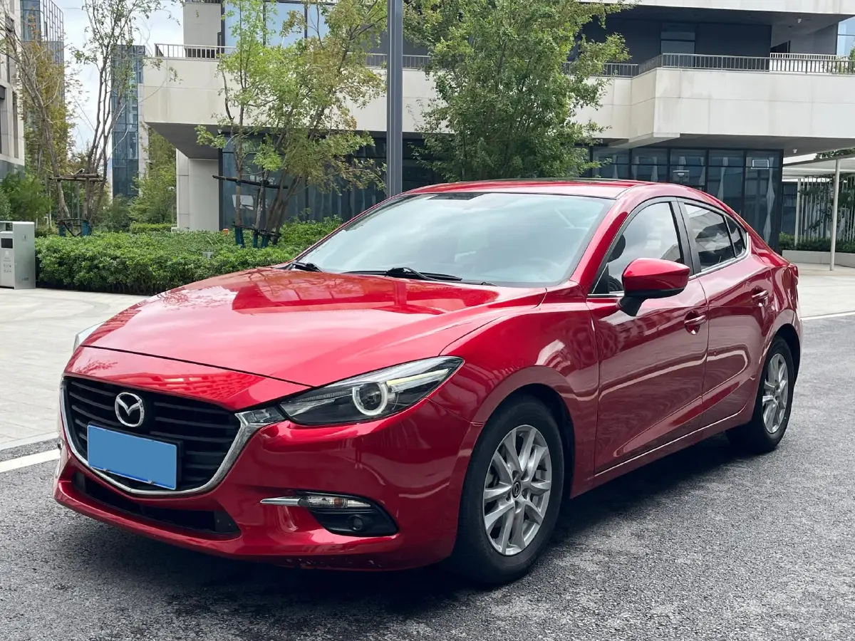 2017 Mazda 3 Axela 1.5L 117HP L4 6AT