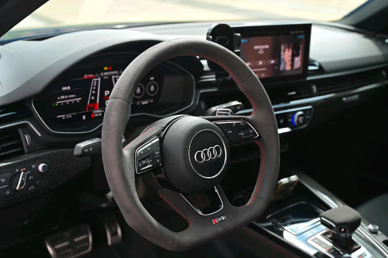 2022 Audi RS 4 2.9T 450HP V6 8AT,autocango,china used car exporter,china ev exporter,chinese used car exporter,chinese used ev exporter