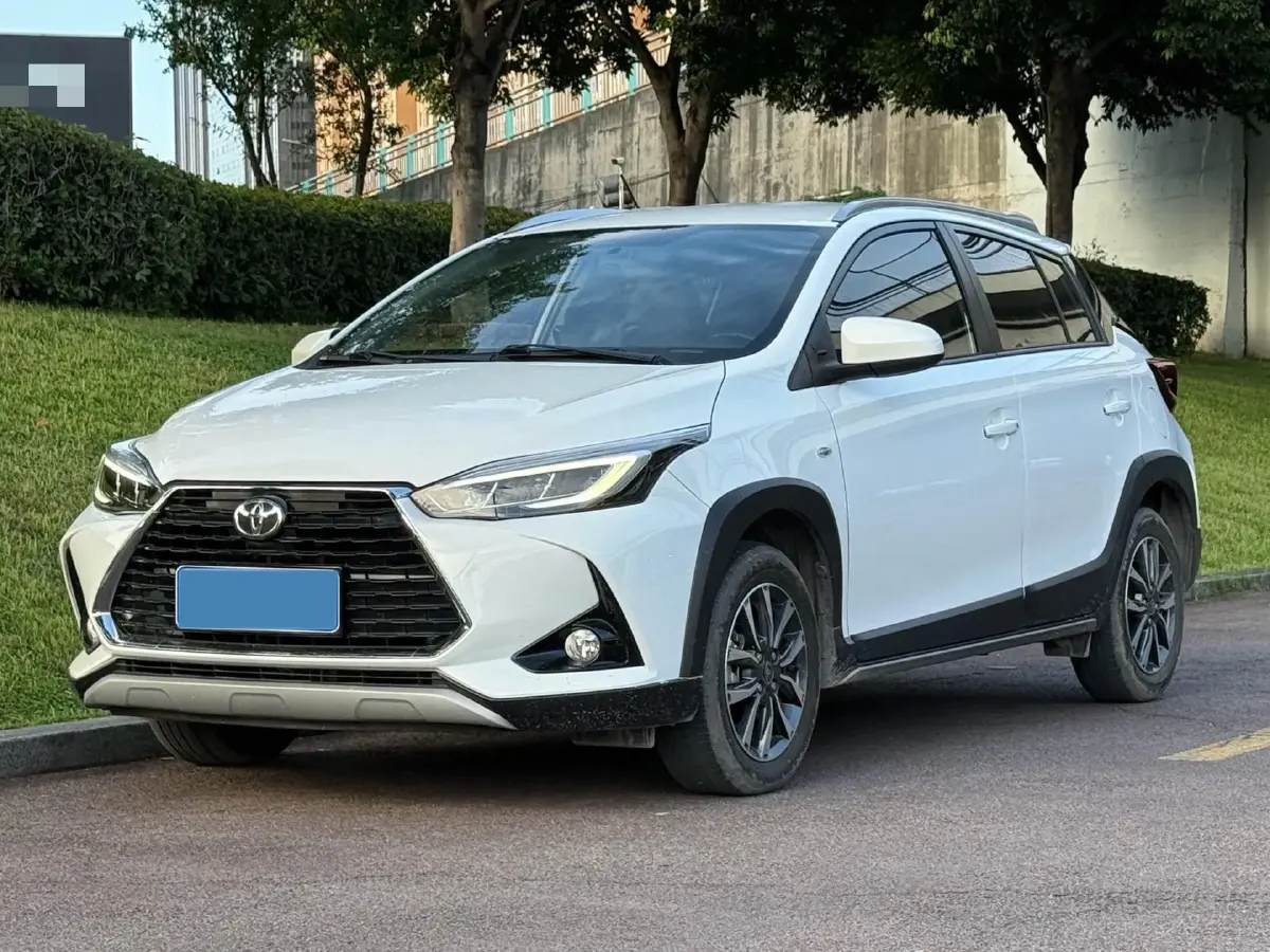 2021 Toyota Yaris L 1.5L 112HP L4 CVT