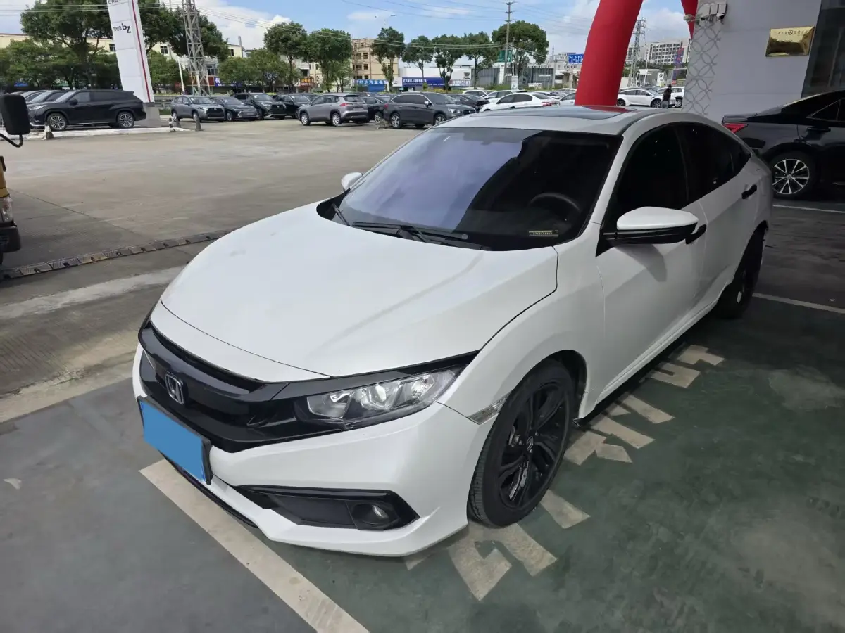2019 Honda Civic 1.5T 177HP L4 CVT