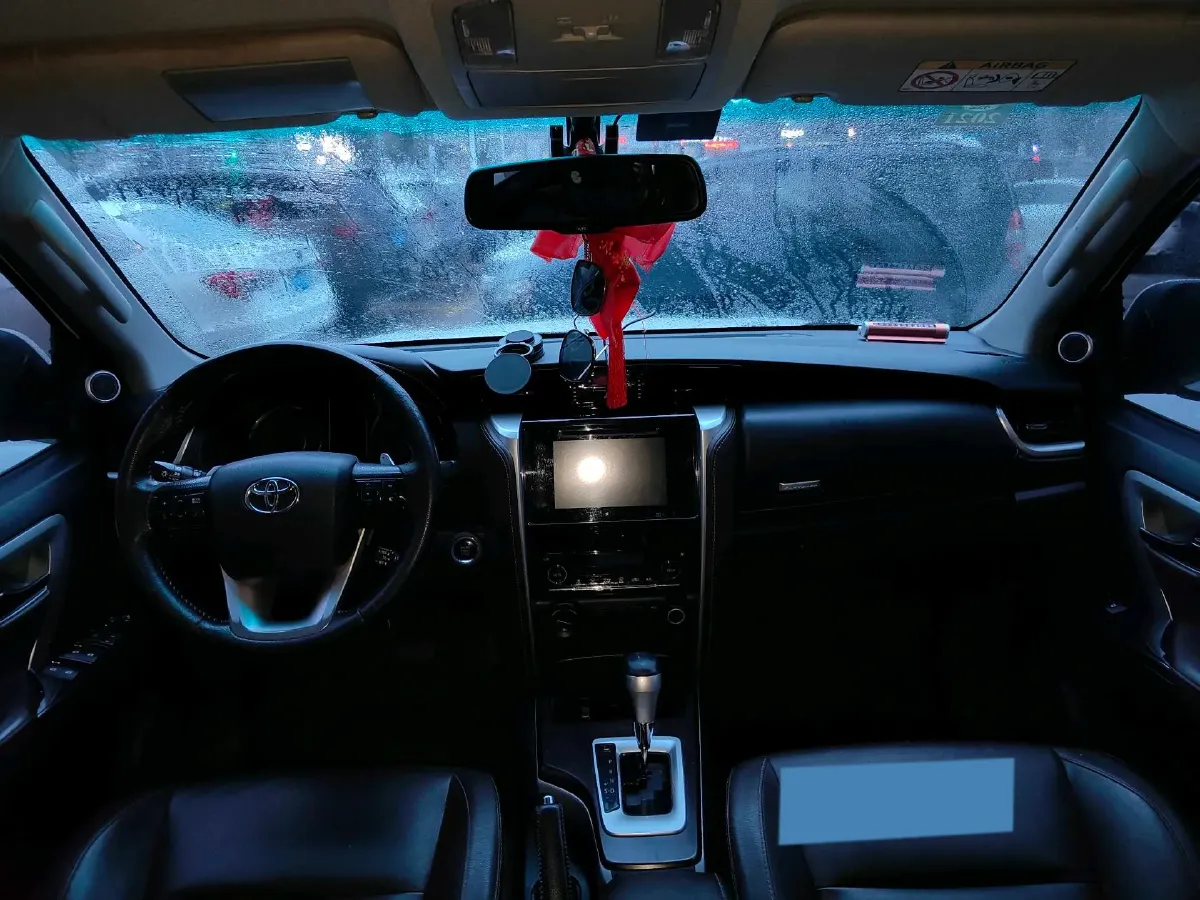 2016 Toyota Fortuner 2.7L 163HP L4 6AT,autocango,china used car exporter,china ev exporter,chinese used car exporter,chinese used ev exporter