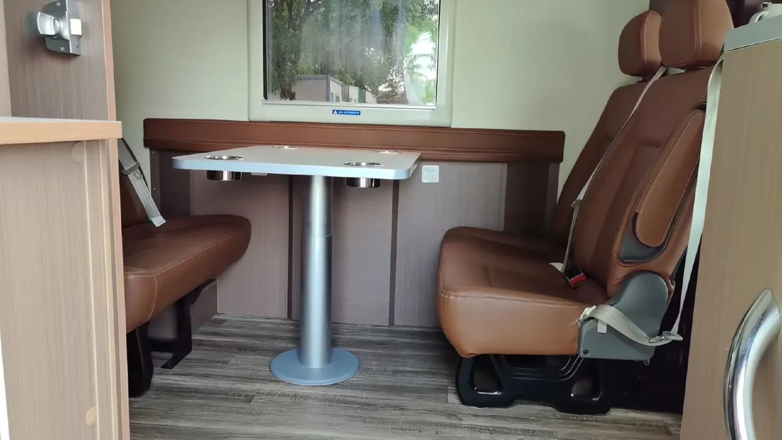 2021 MAXUS V80 RV 2.0T 139HP L4 6AMT,autocango,china used car exporter,china ev exporter,chinese used car exporter,chinese used ev exporter