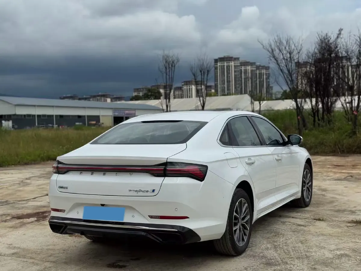 2024 Geely PrefaceL 1.5T 163HP L4 3DHT Hybrid,autocango,china used car exporter,china ev exporter,chinese used car exporter,chinese used ev exporter