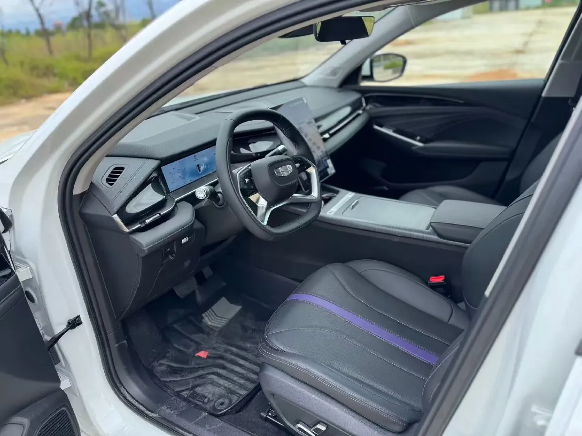 2024 Geely PrefaceL 1.5T 163HP L4 3DHT Hybrid,autocango,china used car exporter,china ev exporter,chinese used car exporter,chinese used ev exporter