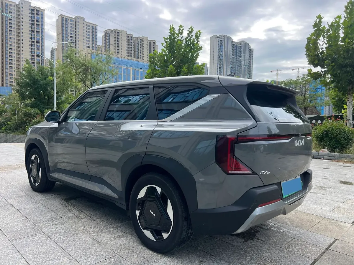 2024 Kia EV5 BEV 64.2KWH,autocango,china used car exporter,china ev exporter,chinese used car exporter,chinese used ev exporter