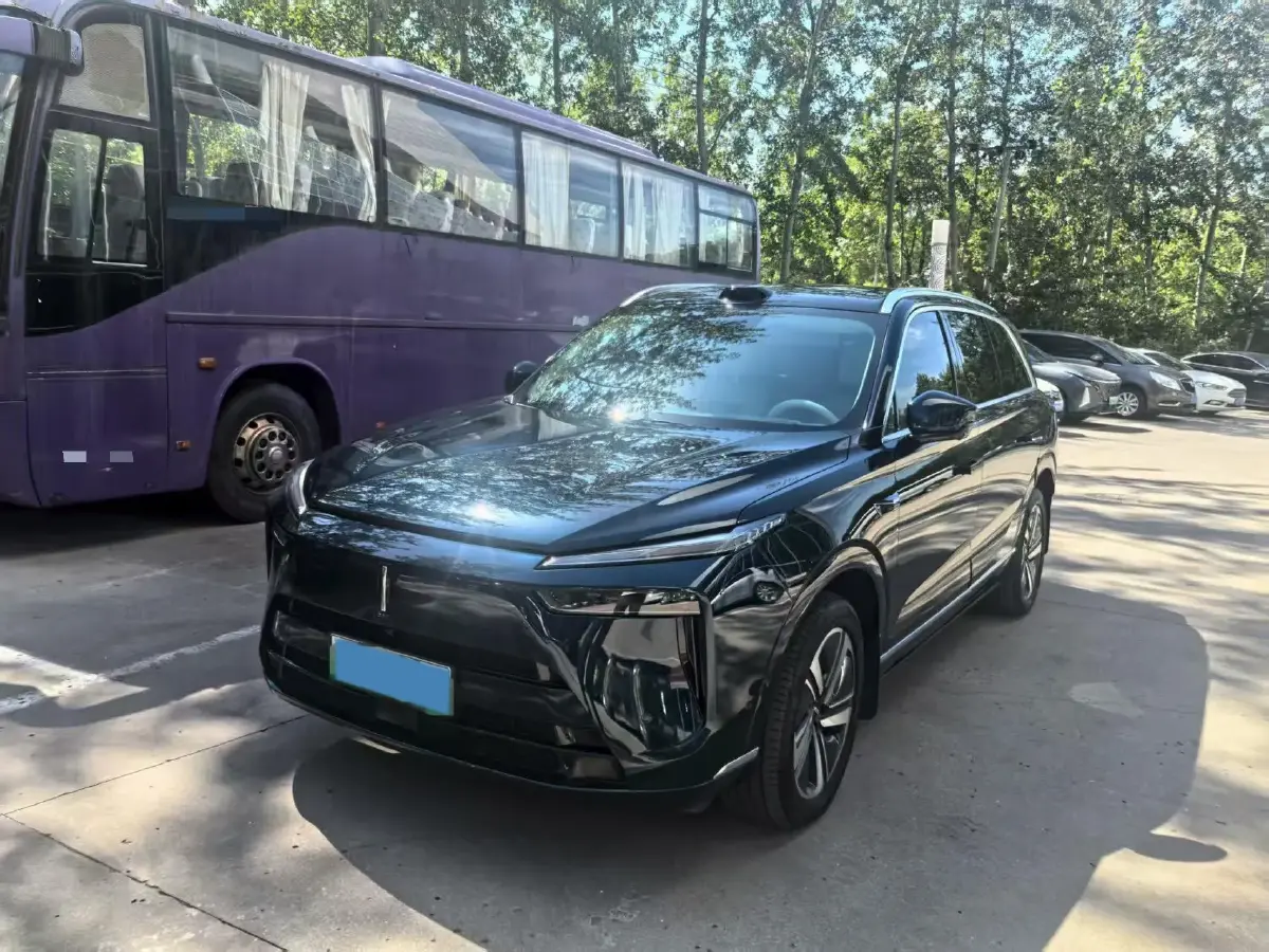 2025 WEY BlueMountain 1.5T 170HP L4 4DHT PHEV 44.5KWH