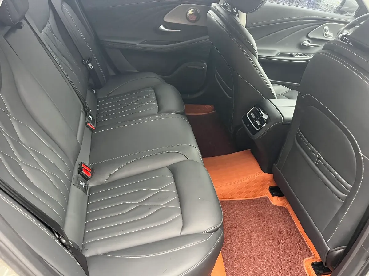 2025 Chery Arrizo 8 Pro 1.6T 197HP L4 7DCT,autocango,china used car exporter,china ev exporter,chinese used car exporter,chinese used ev exporter