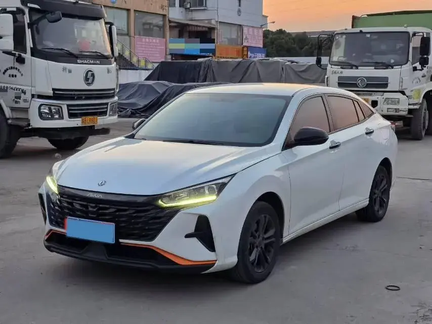 2023 DongFeng Aeolus YiXuan GS 1.5L 125HP L4 6DCT