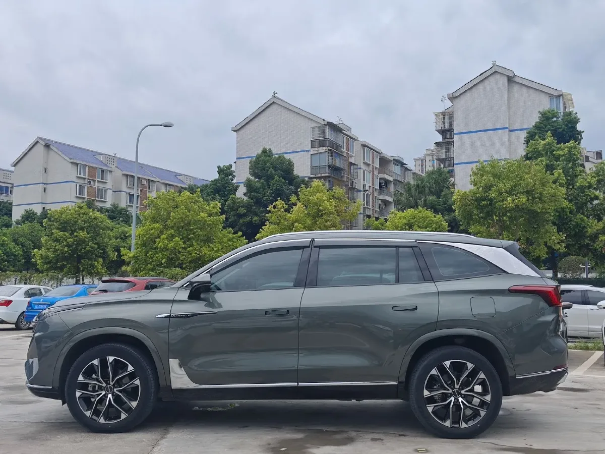 2023 Roewe RX9 2.0T 242HP L4 9AT,autocango,china used car exporter,china ev exporter,chinese used car exporter,chinese used ev exporter