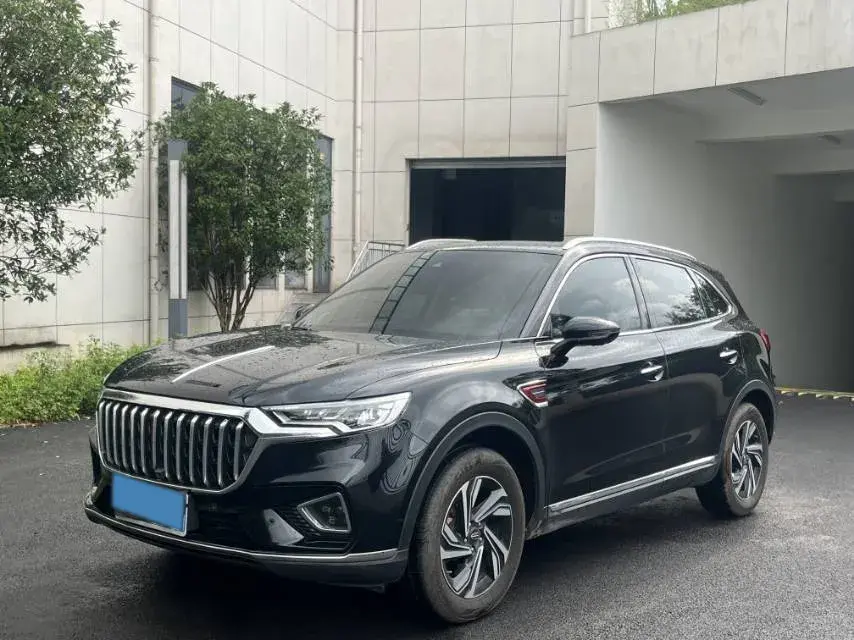 2022 HongQi HS5 2.0T 224HP L4 6AT
