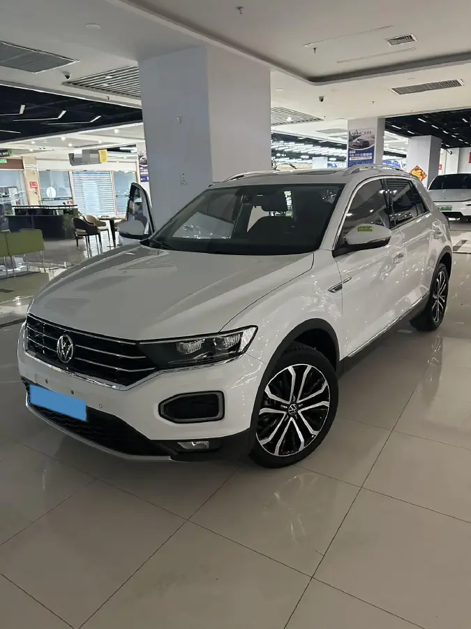 2022 Volkswagen T-Roc 1.4T 150HP L4 7DCT
