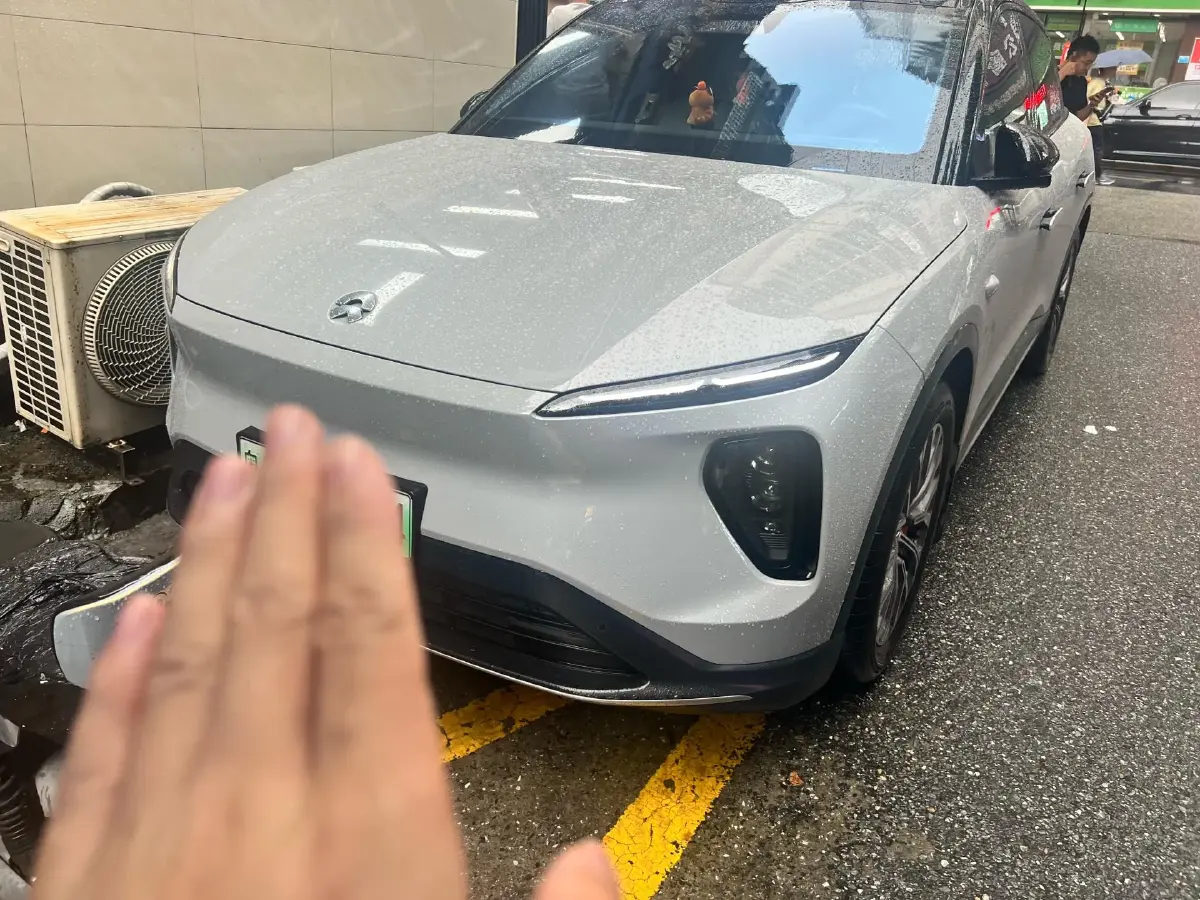 2023 NIO ES6 BEV 75KWH