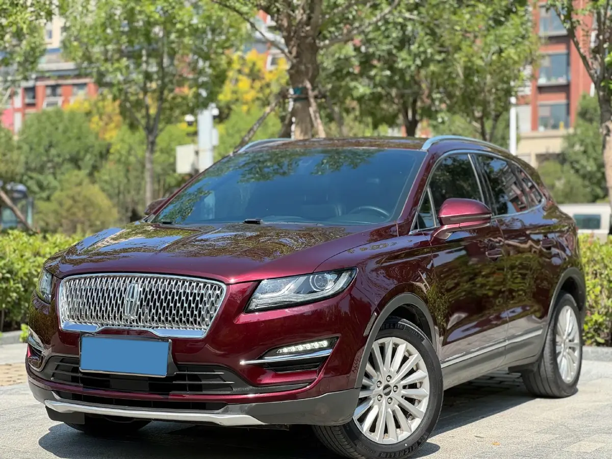 2019 Lincoln MKC 2.0T 203HP L4 6AT